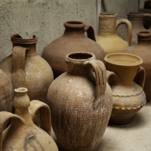 alcuza aceite de oliva, historia, cultura, aove, aires de jaen, 